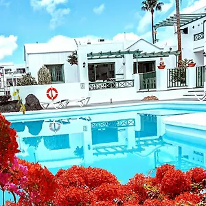 Acacias , Puerto del Carmen (Lanzarote) Espagne